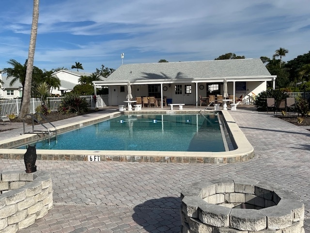 pool - 1490 Memoli Ln