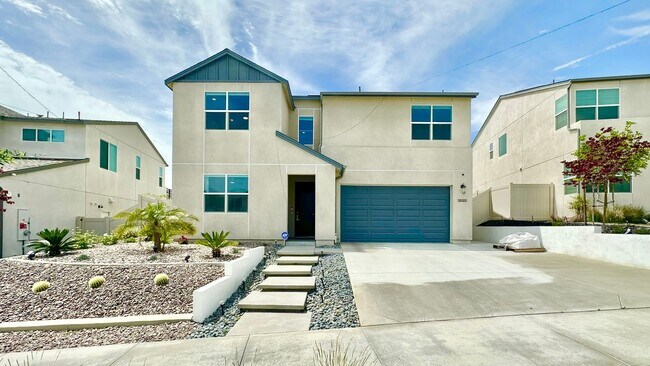 Building Photo - Beautifully Designed, and Upgraded, Newer ...