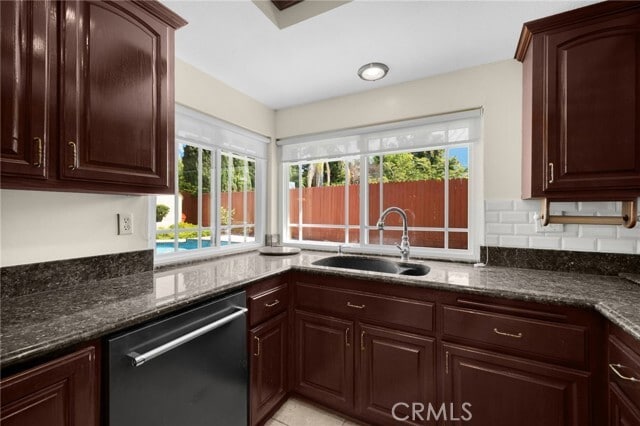 Building Photo - 1426 Alta Mesa Way