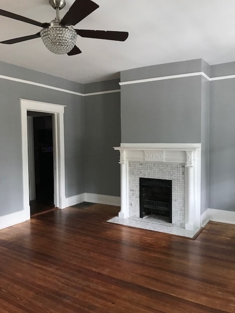 Building Photo - 900 E Park Ave