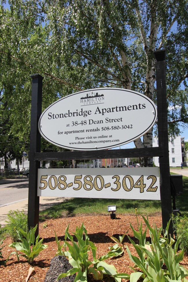 Stonebridge Apartments 38 Dean St Norwood MA 02062 Apartment Finder