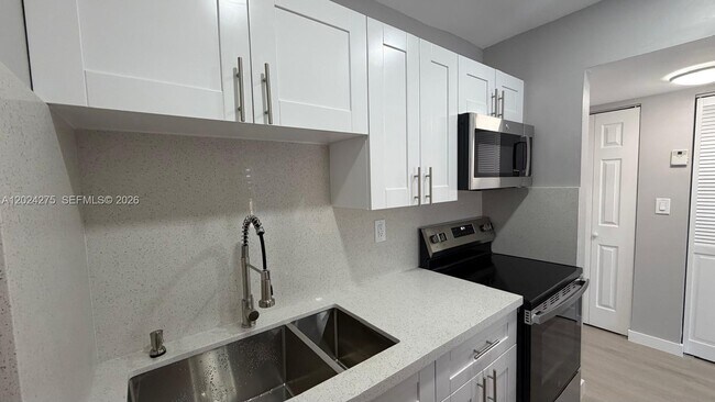Building Photo - 5731 NW 37th St