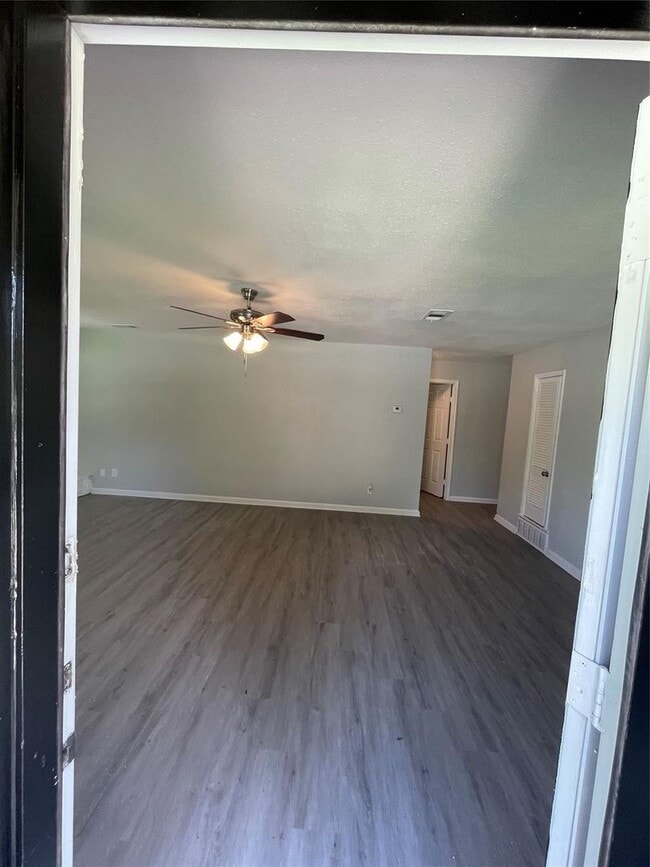 Building Photo - 3 BR/2.5BA | Newly Renovated Single Family Home | 1-Car Covered Parking | Gated backyard