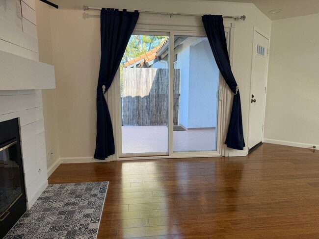 Building Photo - Very Private Carriage Unit Available Now!