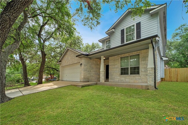 Building Photo - 121 Park Ln