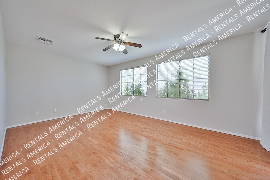 Building Photo - 9710 S 45th Ave