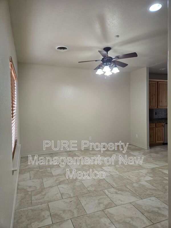 Building Photo - 3900 205 N Butler Ave