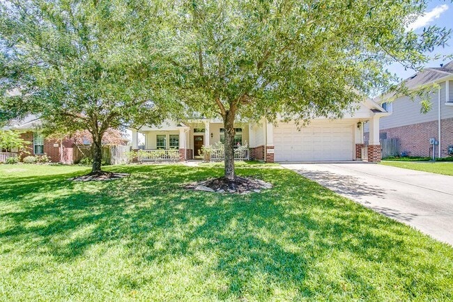 Primary Photo - 14015 Blue Vista Dr