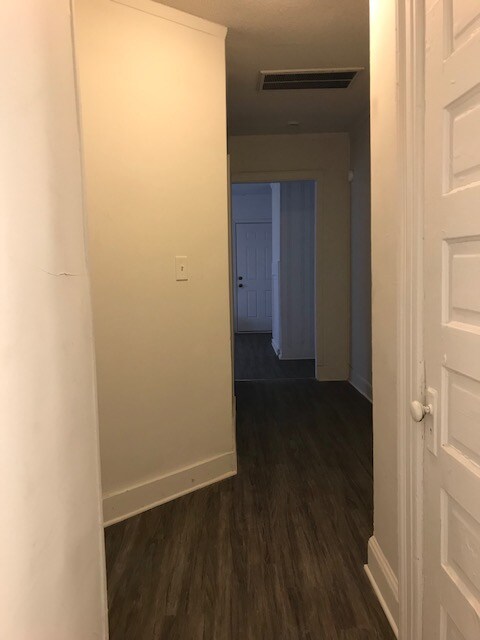 Building Photo - 420 Macon St