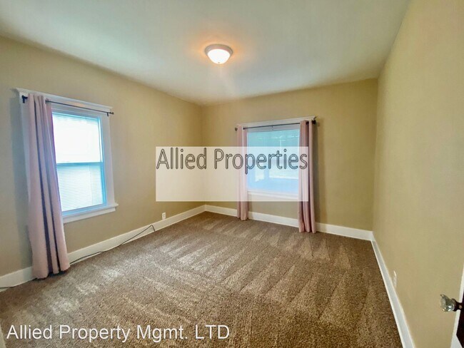 Building Photo - 2 br, 1 bath House - 701 Ridgelawn Ave