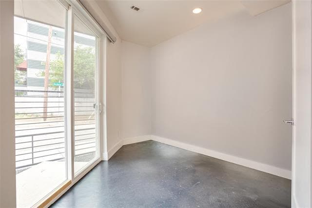 Building Photo - 1205 Hyde Ct