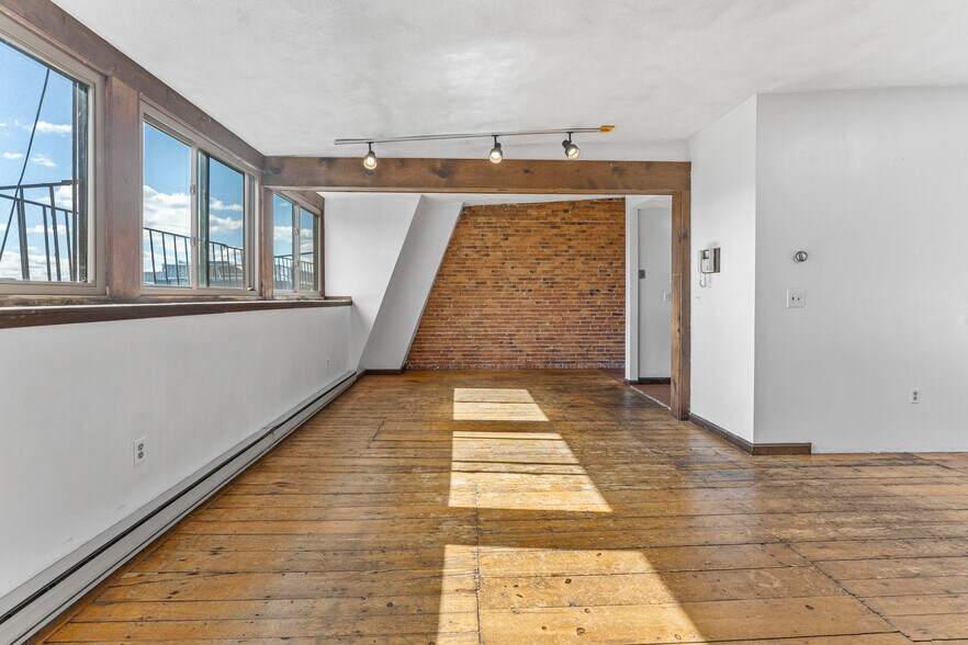 living dining room - 660 Tremont St