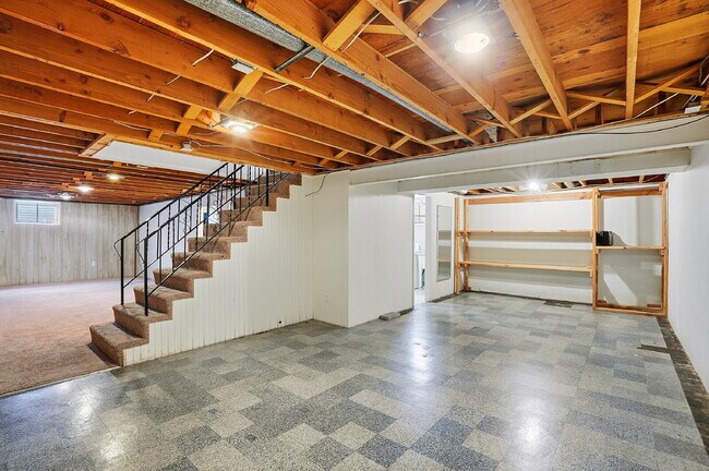 Building Photo - $2,740.95, 4 Beds - 3 Bath, Single Family Home in Denver with Washer and Dryer!