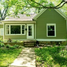 Building Photo - 4 bedroom, 2 bath home - Available July 2026!