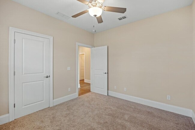 Building Photo - 64 Shelby Dr