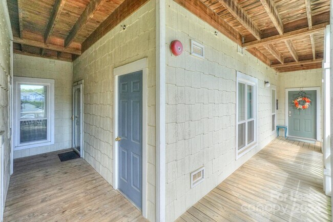 Building Photo - 18840 Nautical Dr