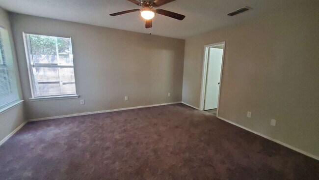 Building Photo - Eagle Mountain-Saginaw ISD, 3 bedrooms, 2 ...