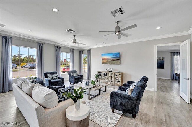 Building Photo - 534 Kamari Cv