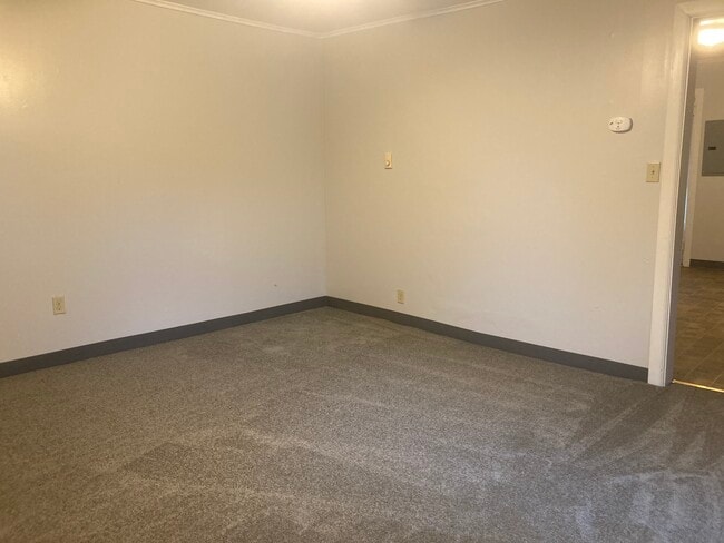 Building Photo - 6028 Penn St