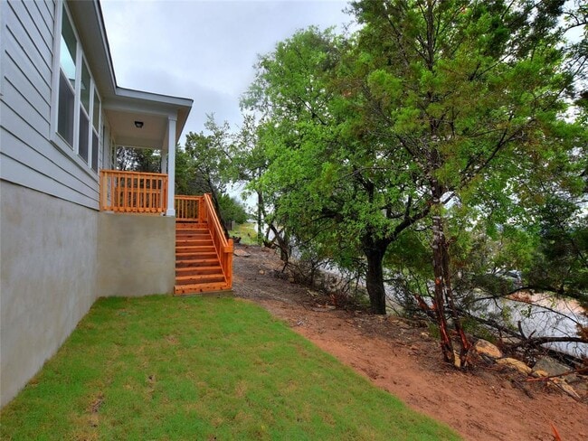 Building Photo - 20701 Boggy Ford Rd