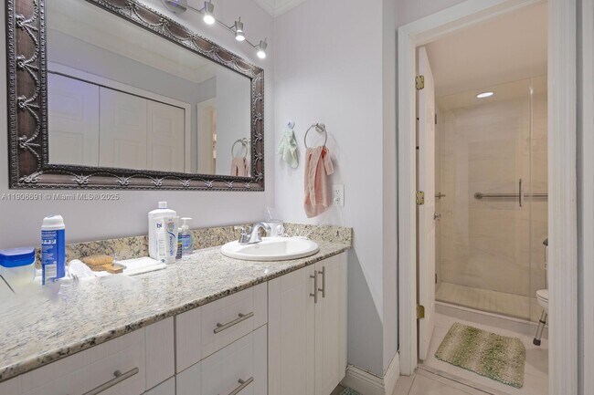 Building Photo - 7401 SW 82nd St