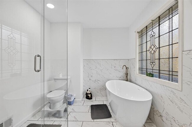 Building Photo - 2222 Amber Creek Trail