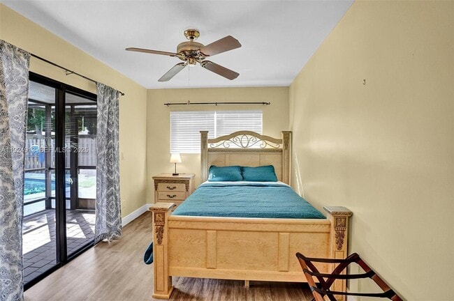 Building Photo - 2620 NE 19th St