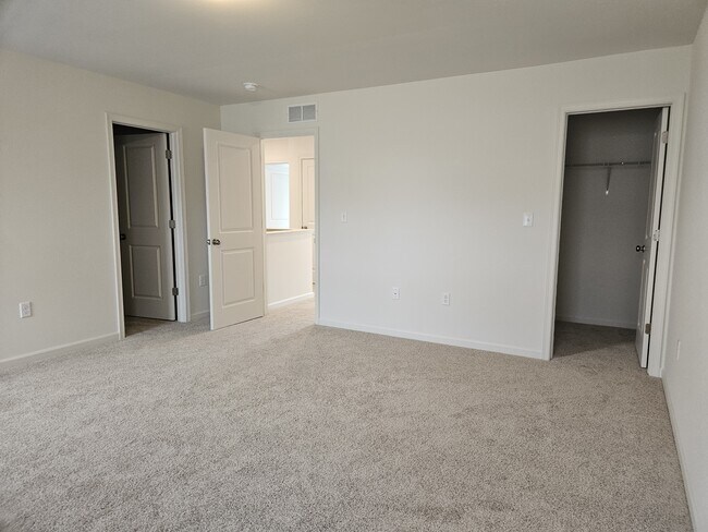 Building Photo - 118 Rhodolite Ln