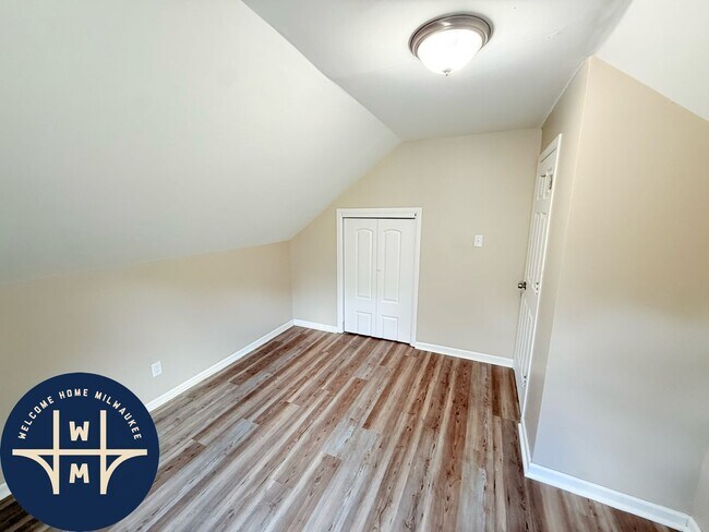 Building Photo - 4634 N 39th St