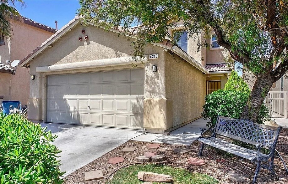 Building Photo - 4216 E Spruce Fern Ln