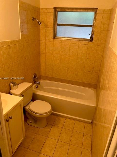 Building Photo - 31 SW 8th Ct