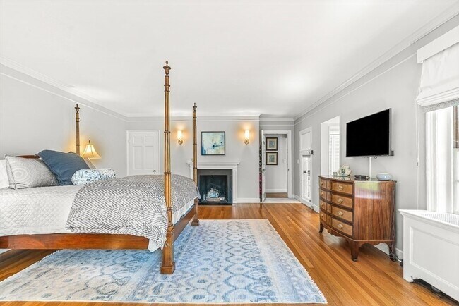 Building Photo - 2 Phillips Pond Rd