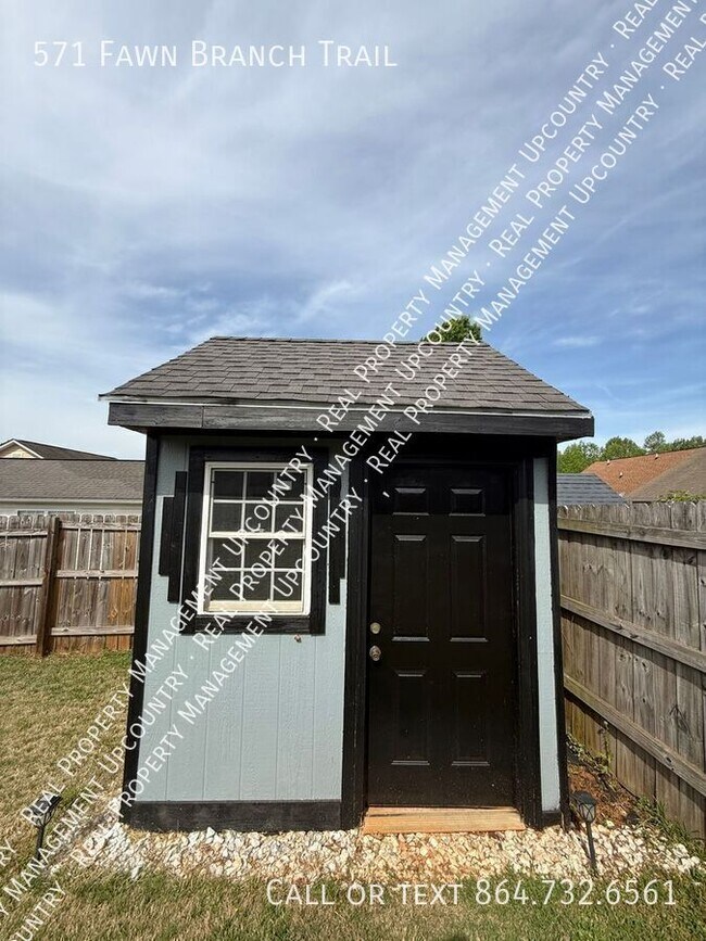 Building Photo - 571 Fawn Branch Trail