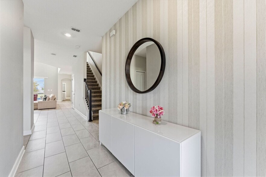 Building Photo - 770 Sticks St