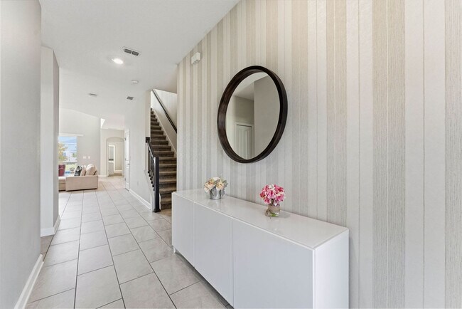 Building Photo - 770 Sticks St