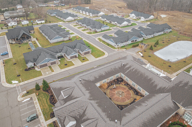 Building Photo - The Villas at Bakers Ridge
