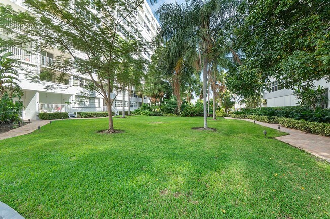 Building Photo - 1160 N Federal Hwy