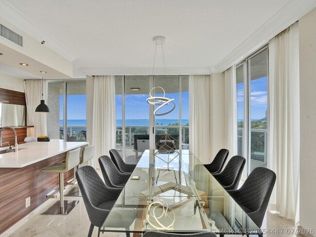 Building Photo - 3100 N Ocean Blvd