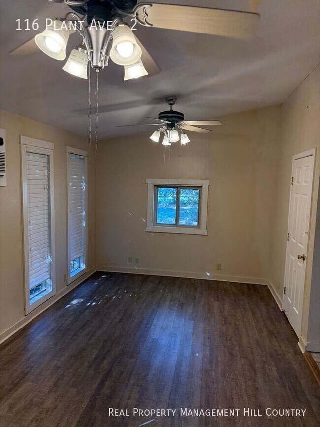 Building Photo - 116 N Plant Ave