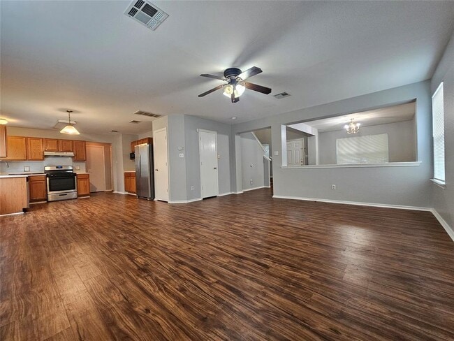 Building Photo - 149 Buttercup Way