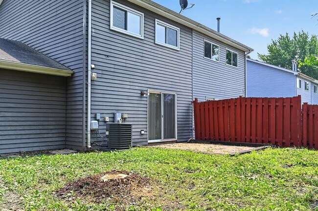 Building Photo - 1371 Andover Dr