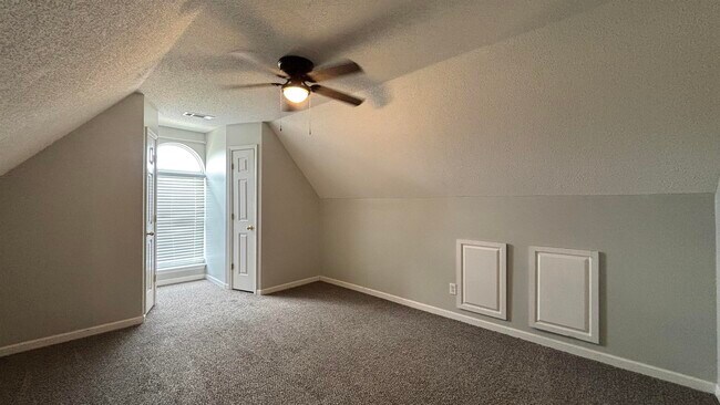 Building Photo - 5491 Milton Ridge Dr