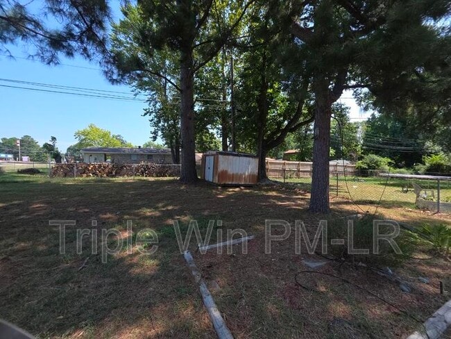 Building Photo - 1516 Gregory St