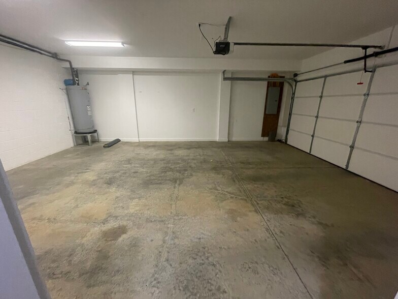 Building Photo - 176 Ridge Pointe Dr