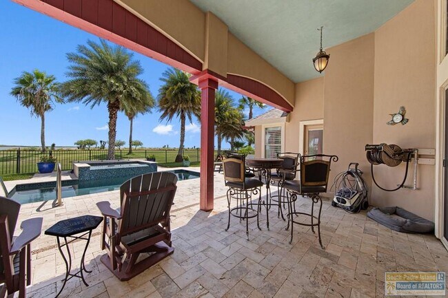 Building Photo - 22 Laguna Madre Dr