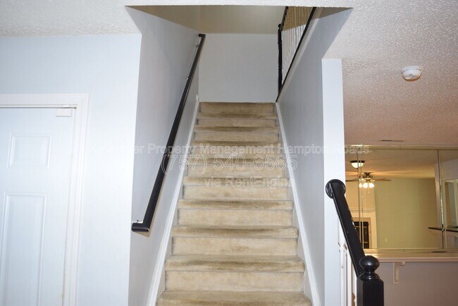 Building Photo - 3809 Peppercorn Way