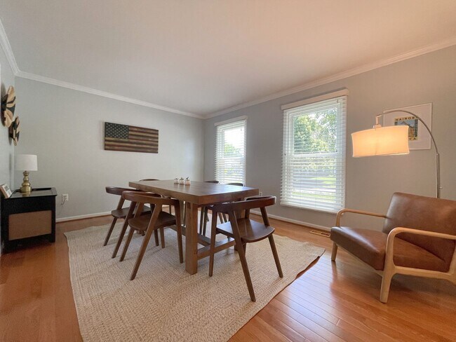 Building Photo - Leesburg Country Club 4 Bed 3.5 Bath SFH For Rent!