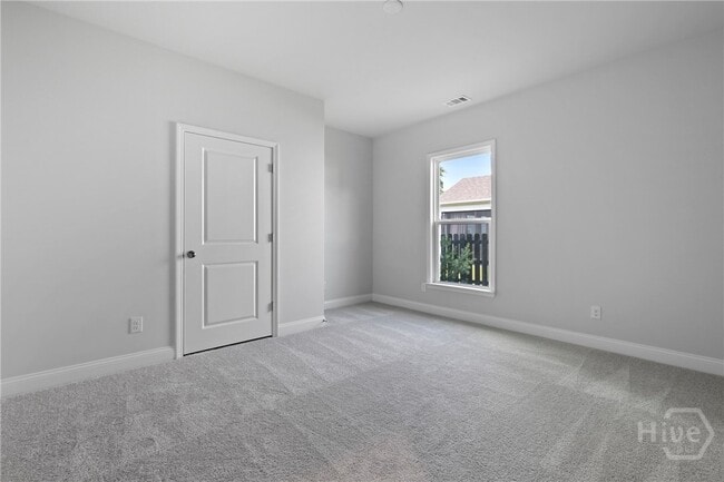 Building Photo - 147 Higginson Dr
