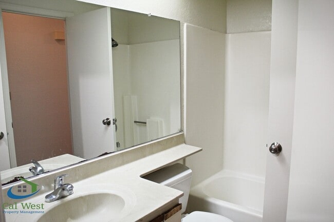 Building Photo - $2,495 - Upstairs 2 Bedroom/1 Bath Condo