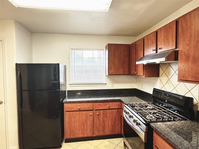 Building Photo - 2110 Turner Dr